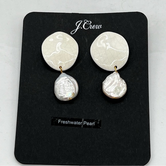 J. Crew Jewelry - NWT J. Crew Cream Freshwater Pearl Dangle Earrings